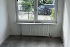 Stilvoll modernisiert: Bungalow mit Charakter in Berlin-Rudow – Die vollständige Adresse der Immobilie erhältst du vom Anbieter., 12357 Rudow, Berlin – Vorschaubild 14