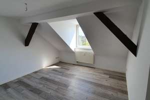Großzügige Familienwohnung ! Toll renoviert - Sonnenbalkon inklusive – Radegaster Straße 13, 6842 Innerstädtischer Bereich Süd, Dessau-Roßlau – Vorschaubild 4