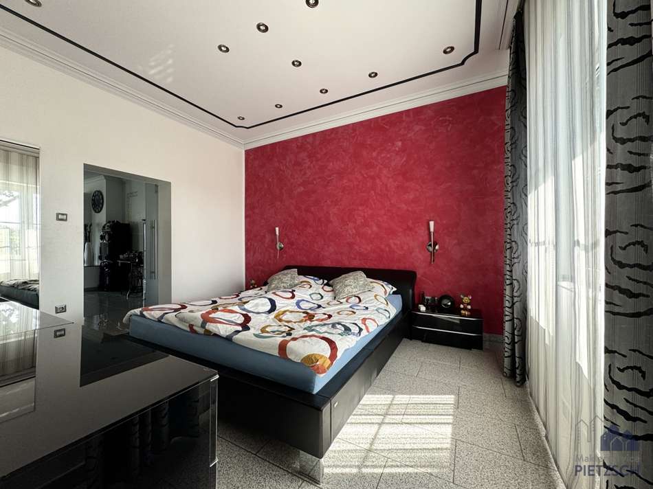 Schlafzimmer EG