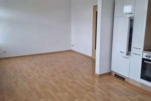 gemütliche Dachgeschosswohnung mit Einbauküche und einen Monat Kaltmietfrei!!  – Fichtestraße 20, 9126 Lutherviertel, Chemnitz – Vorschaubild 5