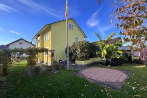 Zweifamilienhaus in beliebter Lage von Bühl – Die vollständige Adresse der Immobilie erhältst du vom Anbieter., 77815 Bühl – Vorschaubild 3