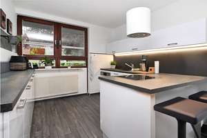 Großzügiges Reihenmittelhaus in Hannover-Wettbergen! – Die vollständige Adresse der Immobilie erhältst du vom Anbieter., 30457 Wettbergen, Hannover – Vorschaubild 2