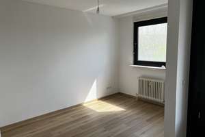 Rüppurr +++ Renovierte 3,5 ZI ETW mit neuer Einbauküche und Sonnenbalkon mit phantastischer Aussicht – Die vollständige Adresse der Immobilie erhältst du vom Anbieter., 76199 Rüppurr, Karlsruhe – Vorschaubild 27
