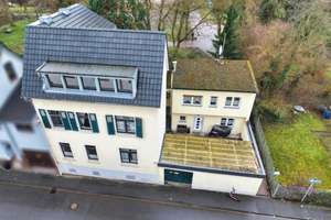 Zwei Einfamilienhäuser in Bonn-Lannesdorf! Historischer Charme trifft flexiblen Wohnkomfort!