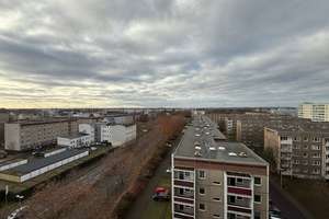 HAMMER-AUSBLICK auf Magdeburg! Modernisierte 3-Zi.-Whg. in zentraler Lage! – Lübecker Straße 43, 39124 Neue Neustadt, Magdeburg – Vorschaubild 8