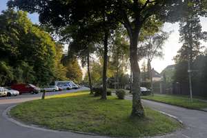 Ruhige Vierzimmer-Erdgeschoss-Wohnung in Rath-Königsforst  – Die vollständige Adresse der Immobilie erhältst du vom Anbieter., 51107 Rath/Heumar, Köln – Vorschaubild 2