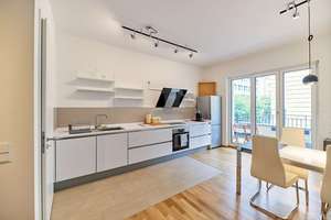 Stilvoll möbliertes Wohnen nahe der Oper und dem Bankenviertel (all inclusive / Warmmiete) – 60329 Bahnhofsviertel, Frankfurt am Main – Vorschaubild 6