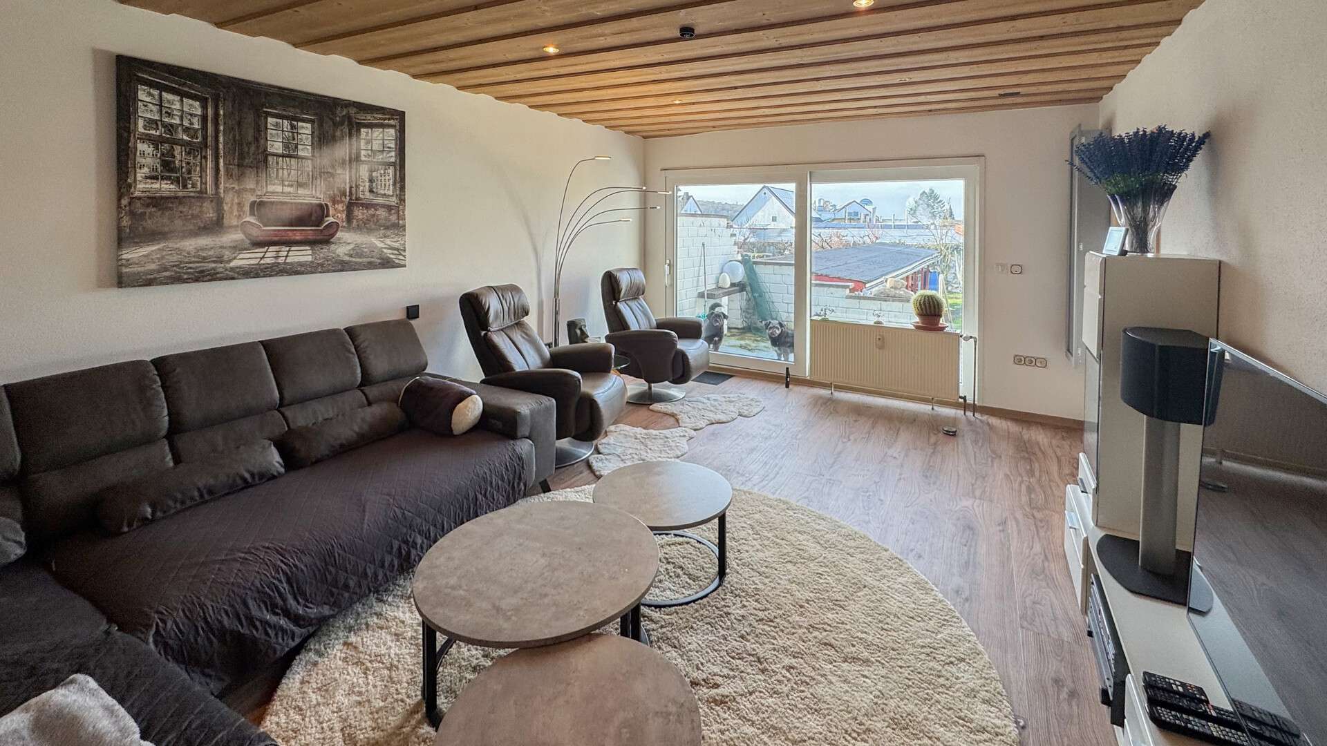 Immobilie in Weilburg - Großes Grundstück mit zwei renovierten Einfamilienhäuser und einer Einliegerwohnung vor Weilburg! - Bild 8