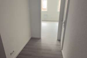 Frisch renovierte/sanierte Wohnung mit neuem Badezimmer – Die vollständige Adresse der Immobilie erhältst du vom Anbieter., 52477 Alsdorf – Vorschaubild 2
