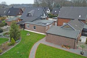 Voerde-Spellen: Doppeltes Wohnglück – Eigenbedarf trifft Rendite – Die vollständige Adresse der Immobilie erhältst du vom Anbieter., 46562 Voerde (Niederrhein) – Vorschaubild 45