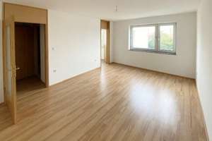 GEPFLEGTES UND MODERNISIERTES MEHRFAMILIENHAUS MIT DREI LADENGESCHÄFTEN NAHE GUSTAV-ADOLF-STRASSE – Die vollständige Adresse der Immobilie erhältst du vom Anbieter., 90431 Großreuth bei Schweinau, Nürnberg – Vorschaubild 11