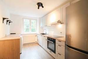 Top angebunden in Winterhude: Bezugsfreie Dachgeschosswohnung in Alsternähe. – Die vollständige Adresse der Immobilie erhältst du vom Anbieter., 22299 Winterhude, Hamburg – Vorschaubild 6