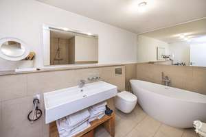 Property thumbnail 24