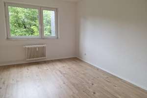 Renovierte 3-Zimmer-Wohnung mit Balkon im 3.OG – Oberhoffsfeld 11, 42369 Ronsdorf, Wuppertal – Vorschaubild 9