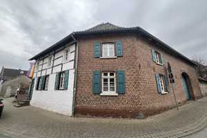 Bedburg-Kirchherten: historisches Fachwerkhaus mit großem Potenzial! – Rhein-Erft-Kreis – Vorschaubild 1