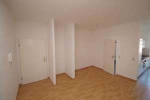 Geräumige 2-Zi-Wohnung mit viel Platz für individuelle Gestaltung! - direkt am Lene-Voigt Park