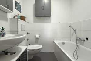Modernisierte 2,5-Zimmer-ETW mit Balkon und Keller in Glinde - Wentzel Dr. – Die vollständige Adresse der Immobilie erhältst du vom Anbieter., 21509 Glinde – Vorschaubild 5