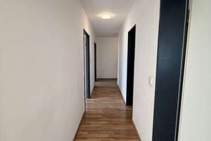 Gepflegte Erdgeschosswohnung in Neu-Ulm Offenhausen mit durchdachter Aufteilung und sonnigem Balkon – Johann-Strauß-Str. 27, 89231 Neu-Ulm – Vorschaubild 12