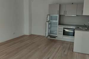 helle Wohnung mit 2 Balkonen und EBK