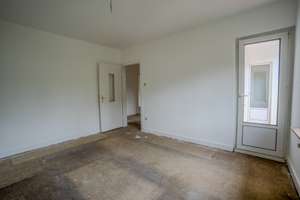 Gepflegte 3-Zimmer-Wohnung mit Dachboden-Zimmer, Garten, Garage und Stellplatz – frisch renoviert – Am Südwestfriedhof 22, 44137 Westfalenhalle, Dortmund – Vorschaubild 7