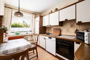 Attraktives Reihenhaus mit 5 Zimmern, Garage und Fernwärme – Die vollständige Adresse der Immobilie erhältst du vom Anbieter., 28327 Ellener Feld, Bremen – Vorschaubild 5