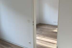 Moderne, frisch sanierte 2-R.-Whg mit Balkon & Abstellfläche – Max-Steenbeck-Straße 1, 7745 Winzerla, Jena – Vorschaubild 5