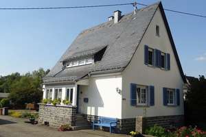 Attraktives Gesamtpaket: Einfamilienhaus und Wohn-/Geschäftshaus auf 1.226 m² Grundstück – Die vollständige Adresse der Immobilie erhältst du vom Anbieter., 56244 Rückeroth – Vorschaubild 3