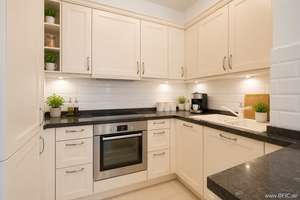 Bezugsfrei & ruhig: Moderne 3-Zimmer-Wohnung mit Balkon und 2 Bädern – Die vollständige Adresse der Immobilie erhältst du vom Anbieter., 10179 Mitte (Ortsteil), Berlin – Vorschaubild 7