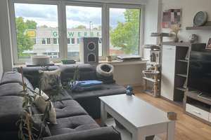 Helle 3 Zimmer- Wohnung (70qm) mit Balkon in Düsseldorf - Nähe Flingern - bezugsfertig im Juli