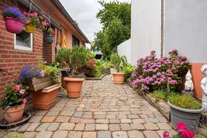 Wohlfühlhaus mit Gartenidylle & Terrasse in Mönchengladbach-Giesenkirchen   – Die vollständige Adresse der Immobilie erhältst du vom Anbieter., 41238 Giesenkirchen-Mitte, Mönchengladbach – Vorschaubild 2