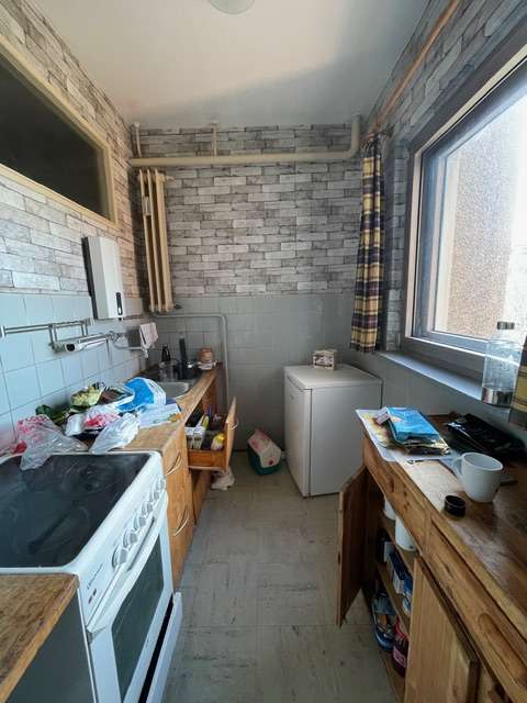 Helle 1 Zimmerwohnung mit Potential, Berlin – Bild 3