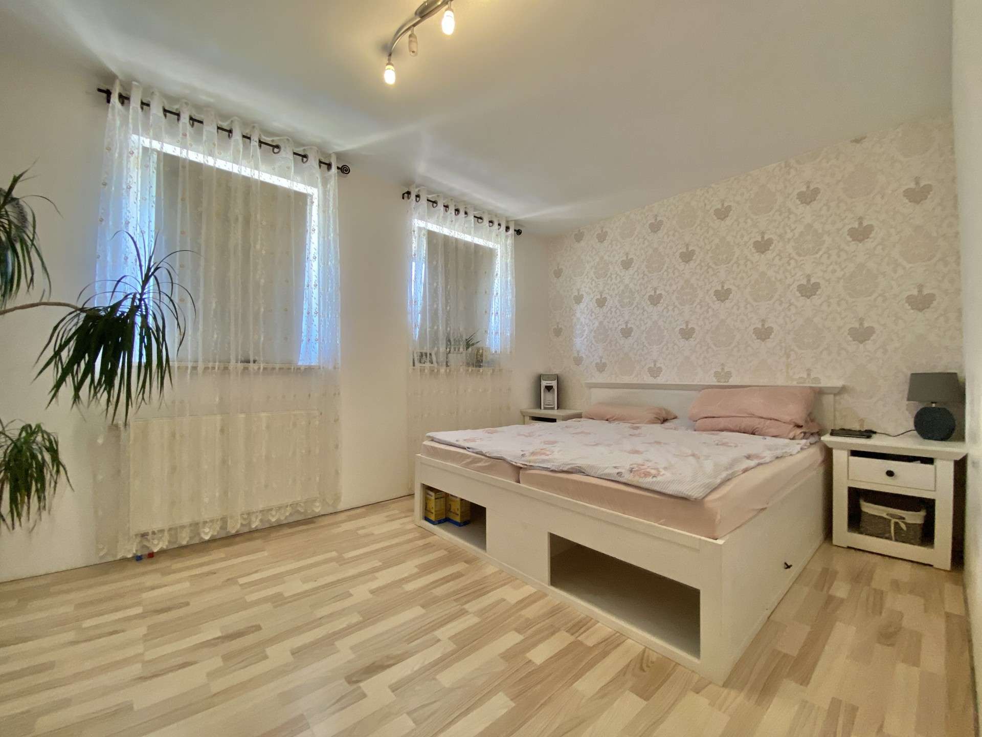 Immobilie in Espelkamp - Familienfreundliches Reihenhaus mit 5 SZ & Garten - nur für kinderreiche Familien mit WBS /Anleger - Bild 2