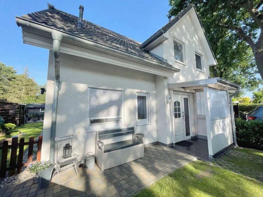 Preiswerte, gepflegte 4-Zimmer-Doppelhaushälfte in Leegebruch