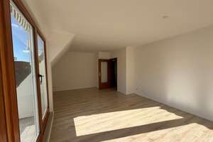 sanierte 3-Zimmer-Wohnung im DG mit Balkon – 23564 Sankt Gertrud, Lübeck – Vorschaubild 3