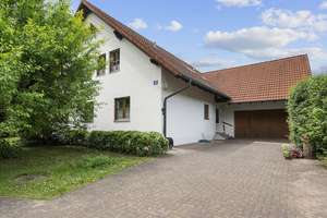 Umgeben von einem Biotop: Einfamilienhaus mit Einliegerwohnung in ruhiger und zentrale Lage – Die vollständige Adresse der Immobilie erhältst du vom Anbieter., 85051 Südwest, Ingolstadt – Vorschaubild 6