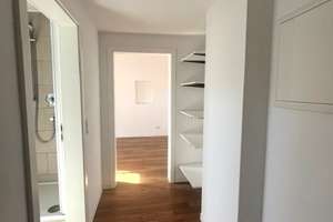 Gut geschnittene 5-Zimmer-Dachgeschosswohnung mitten im Herzen von Wiesbaden! – Kirchgasse 19, 65185 Mitte, Wiesbaden – Vorschaubild 8