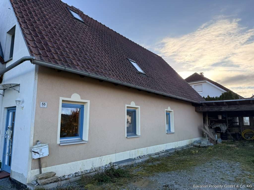 Immobilie in Schierling - Viel Platz für die Familie: Einfamilienhaus auf ca. 1.000 m² Grundstück - Bild 3