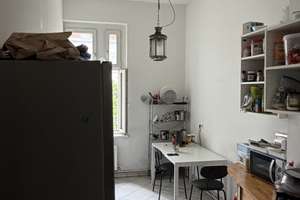 Bezugsfreie Altbauwohnung mit Balkon und Erker in phänomenaler Charlottenburger Lage – Helmholtzstraße 24, 10587 Charlottenburg, Berlin – Vorschaubild 25