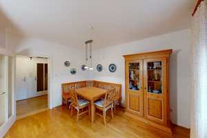 ** Tolles Einfamilienhaus mit viel Potenzial und Platz für die ganze Familie ** – Ingolstadt – Vorschaubild 2