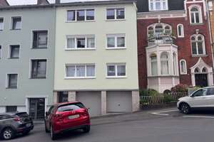 Schöner Weitblick inklusive - gepflegte Wohnung mit großem Balkon und Garage nahe der Wupper