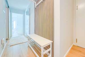 Charmante 2-RW* 1. OG* frisch saniert* EBK* moderne Möblierung* TG-SP* Süd-Balkon & Terrasse* Aufzug – Schandauer Straße 23 c, 1309 Striesen-West, Dresden – Vorschaubild 8