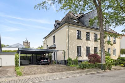 Altbauflair und Gartenidylle treffen modernes Familienleben
