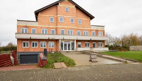 Bild von Hotel Garni im Rohbau – Neubauobjekt mit ca. 1.286 m² vermietbarer Fläche in Alleinlage bei Gabsheim