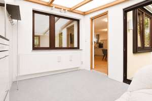 Ruhiges RMH mit 300 m² Grundstück, 110,75 m² Wfl., Garage, Pool, Wintergarten und Balkon in 01109 DD – Die vollständige Adresse der Immobilie erhältst du vom Anbieter., 1109 Hellerau/Wilschdorf, Dresden – Vorschaubild 19