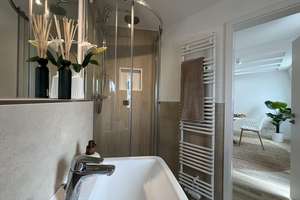 Vollmöblierte 2,5-Zimmer-Maisonette mit Tageslichtbad & Kellerraum - Neubau 2024 in Köln Mülheim! – Bergisch Gladbacher Str. 135-137, 51065 Mülheim (Ortsteil), Köln – Vorschaubild 19