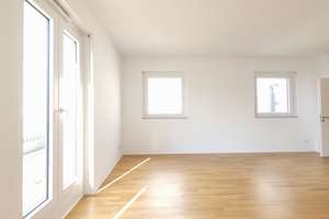 Penthouse-Highlight ohne Kompromisse: 4-Zi, EBK, Dachterrasse und Wintergarten!