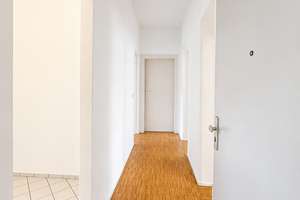 Bezugsfrei am Maybachufer – helle Altbauwohnung mit großzügigen 2,5 Zimmern – Die vollständige Adresse der Immobilie erhältst du vom Anbieter., 12047 Neukölln (Ortsteil), Berlin – Vorschaubild 10