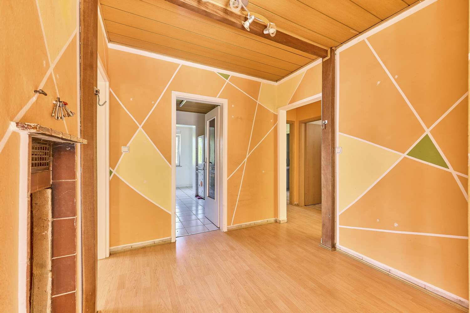 Immobilie in Mühltal - Dreifamilienhaus mit Potenzial in idyllischer Lage von Mühltal – Wohnen, Gestalten, Verwirklichen - Bild 11