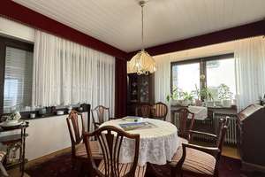 KAPITALANLAGE: Zweifamilienhaus mit ausgebautem DG, Balkon, Terrasse, großem Garten und Garage – Die vollständige Adresse der Immobilie erhältst du vom Anbieter., 76139 Hagsfeld, Karlsruhe – Vorschaubild 8