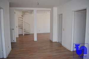 Architektonisch reizvolle, frisch renovierte Maisonettewohnung mitten in Reutlingen – Die vollständige Adresse der Immobilie erhältst du vom Anbieter., 72764 Reutlingen-Mitte, Reutlingen – Vorschaubild 10